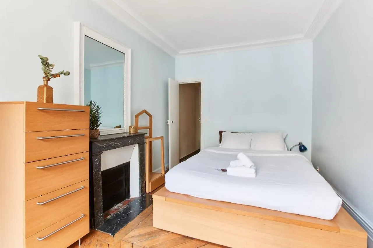 Place Vendome & Madeleine - Cityapartmentstay Paris Apartment