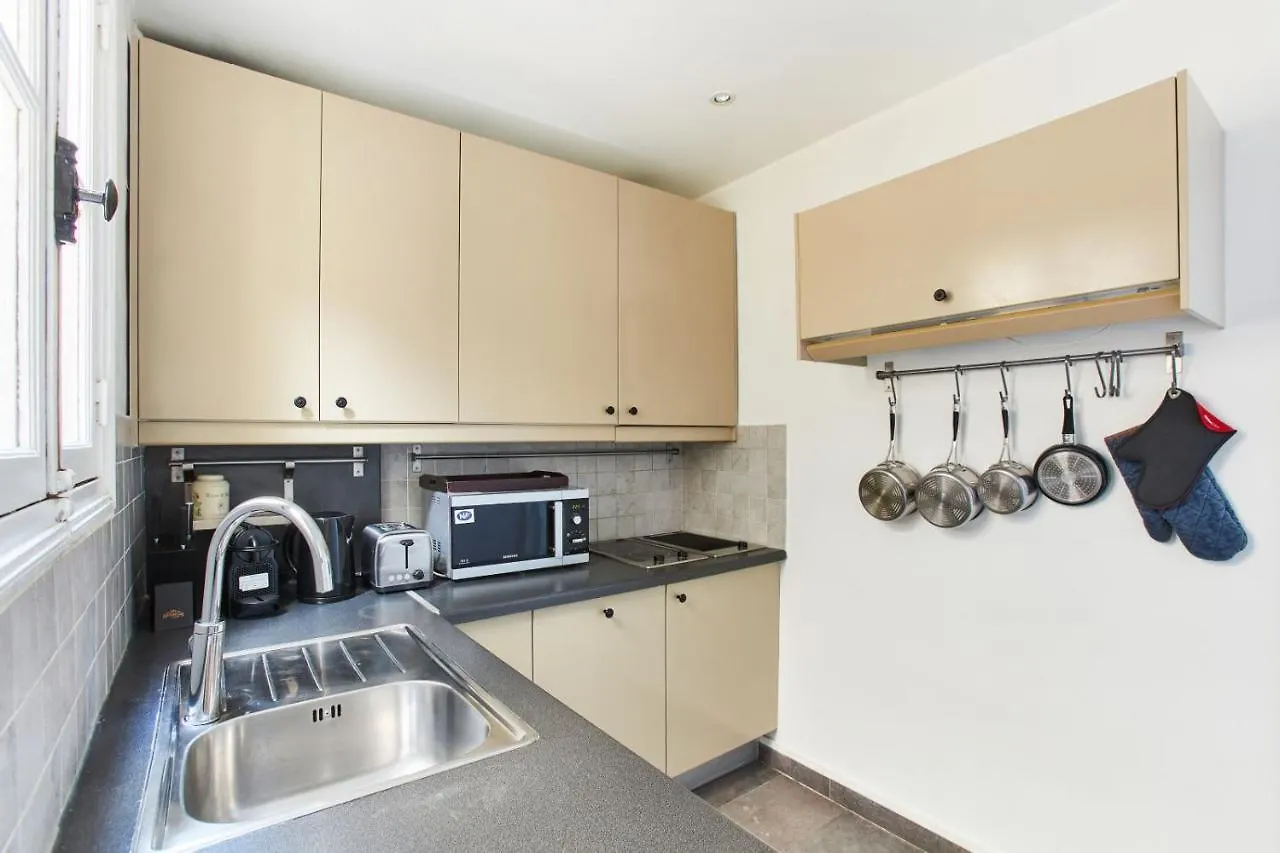 Place Vendome & Madeleine - Cityapartmentstay Paris 0*,